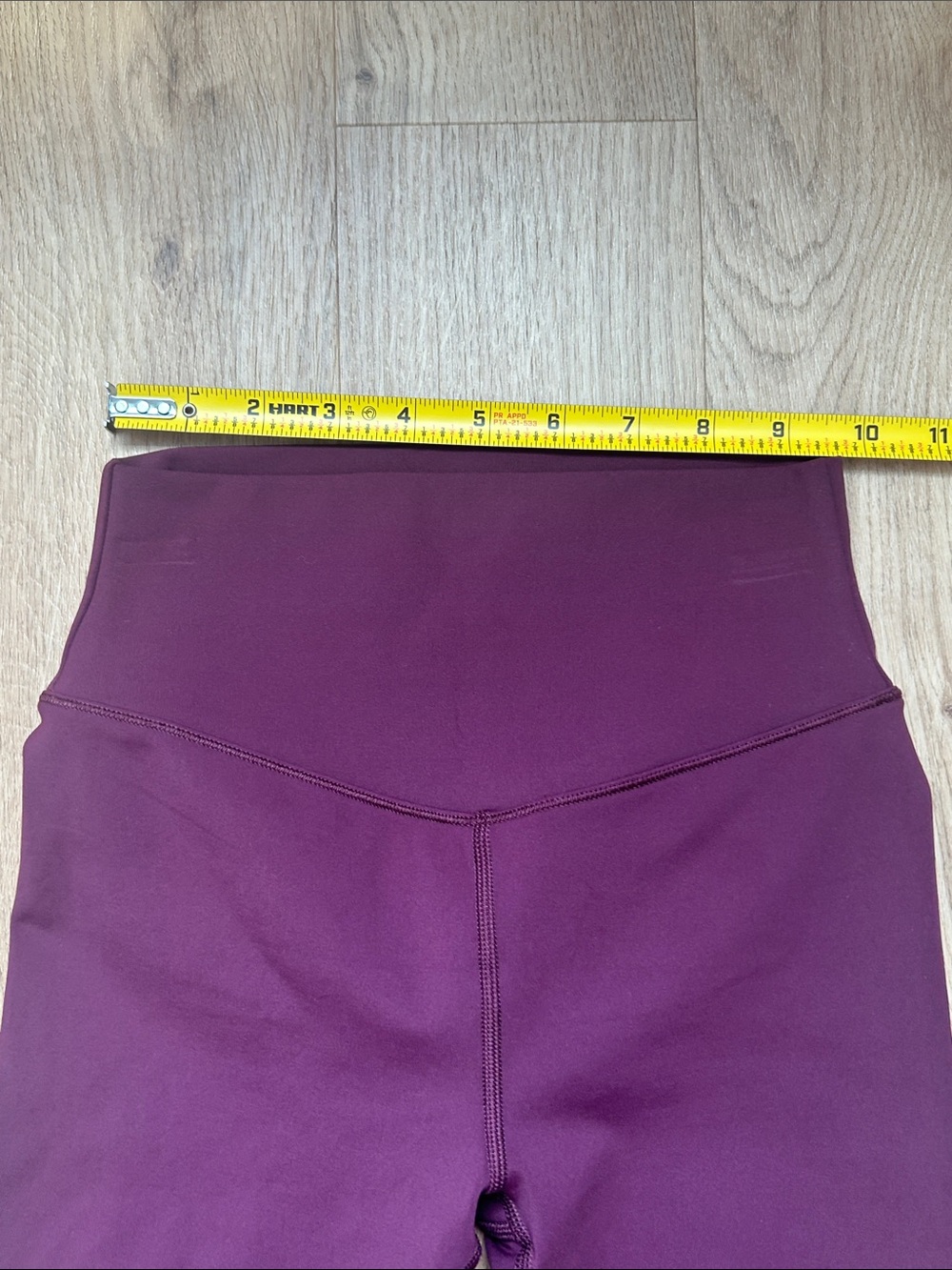 Vuori Chilled Out High-Waisted Leggings In Cerise Size XXS NWOT - Picture 6 of 8